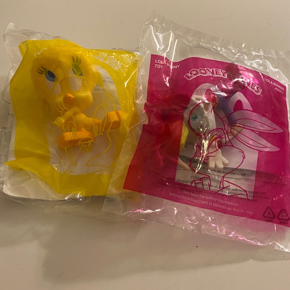 Looney Tunes Tweety and Lola Bunny Toys